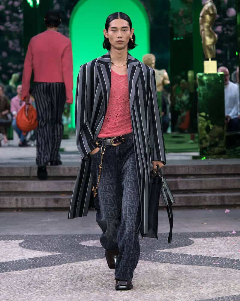 Versace: Menswear SS23 - 10 Magazine